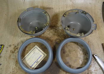 Zarezerwowane obudowy lamp Trabant 2 szt jak NOWE org DDR