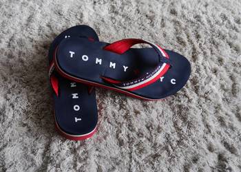 Tommy Hilfiger świetne klapki japonki 36