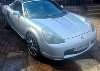 Toyota mr2