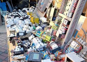 Elektronika z demontażu maszyn i rozdzielni