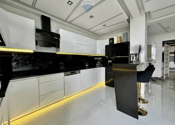 Duże mieszkanie z garażem i parkingiem