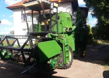 Kombajn zbożowy John Deere 942