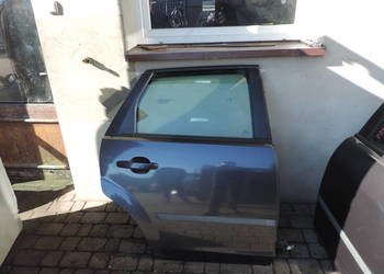 FORD FOCUS MK2 KOMBI DRZWI PRAWY TYŁ KOLOR H4