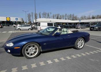 Zadbany Jaguar XK8