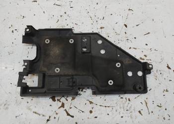 Subaru WRX STI 2015r osłona dolna pod skrzynie przeciwbłotna