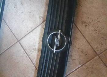 Grill atrapa opel Vectra b