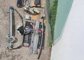 Szyba prawy przód Honda Accord VI 6 sedan