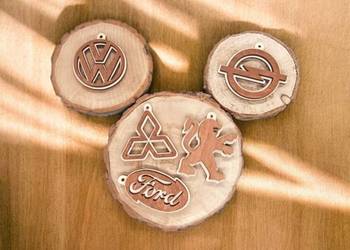 Drewniany Brelok do Auta - Marka Samochodu Drewniany Brelok do Auta - Marka Samochodu