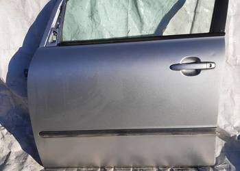 Toyota Avensis Verso Drzwi lewe przednie lewy przód