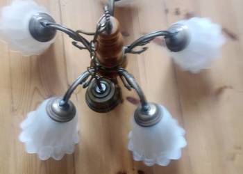 żyrandol rustykalny
