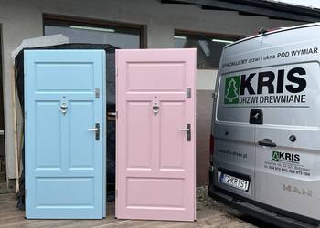Drzwi drewniane wewnątrzklatkowe KLATKOWE błękitne ,różowe,