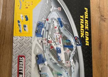 Tor wyścigowy z autkami