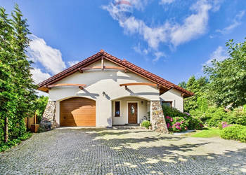 Komfortowy dom nad jeziorem Sławskim