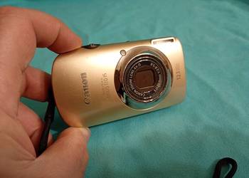 Maleńki Canon Ixus 100 IX. Zmieści się w każdej kieszeni. Megazoom.