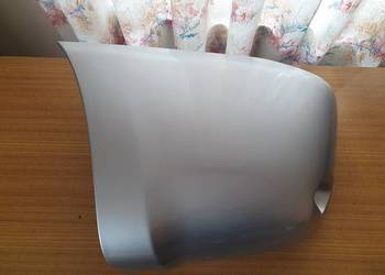 RAV4 II 5d. narożnik tył lewy nowy oryginał srebrny.