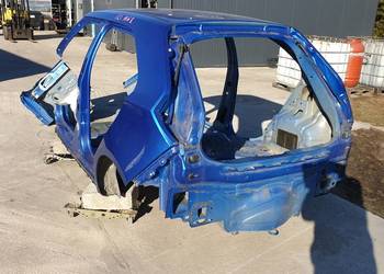 MG MG3 CWIARTKA BLOTNIK PAS PODLOGA LEWA PRAWA 19R