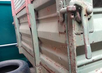 Rozrzutnik 8 tonowy przyczepa do kukurydzy wywrotka