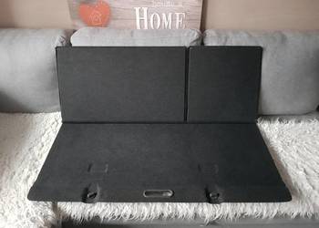 Toyota Yaris II 2  podłoga wykładzina bagażnika półka