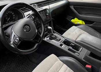 Syndyk sprzeda samochód marki Volkswagen Passat 1.5 TSI z 2018 roku