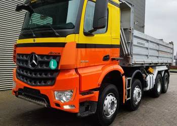 Wywrotka 8x4 Mercedes Arocs 3743