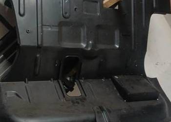 podloga bagażnika fiat 126