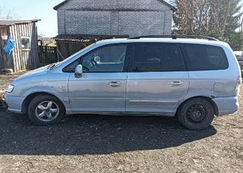 Sprzedam hyundaja trajeta.