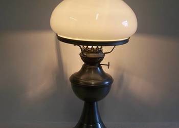 Lampa stołowa w stylu retro – szkło mleczne, elektryczna