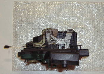VW SEAT SKODA ZAMEK DRZWI PRZÓD LEWY 3B1837015Q