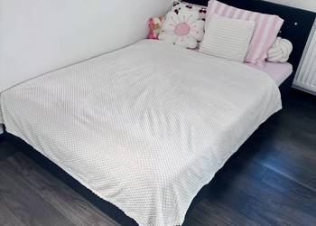 Łóżko tapicerowane 120x200 czarne z kryształkami + materac FDM