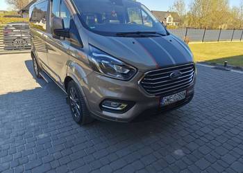 Ford custom titanium