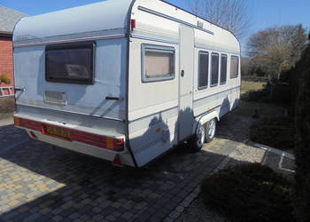 przyczepa  kempingowa hobby  na działkę