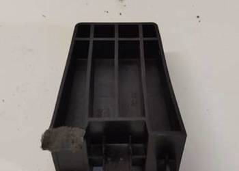 VOLVO XC40 WSPORNIK PŁYTY BAGAŻNIKA 31484448 KTL