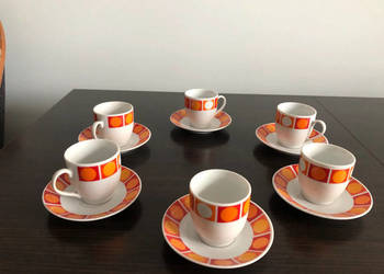 6 filiżanek i 6 podstawek do espresso