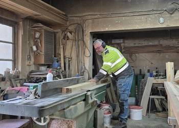 Drzwi drewniane .na zamowienie .drewno naturalne .l