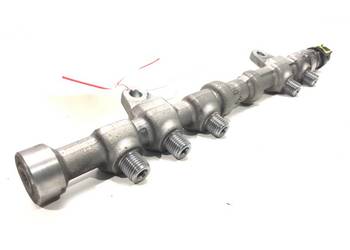 LISTWA WTRYSKOWA OPEL CORSA D 55573331 1.3 95KM