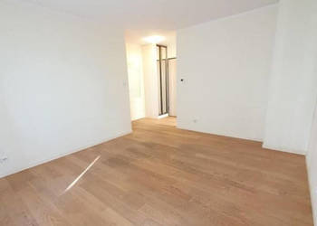 2-pokojowe mieszkanie z osobną kuchnią i balkonem