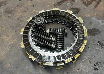 Sprzęgło kompletne Tarczki przekładki sprężyny  Honda CR 125