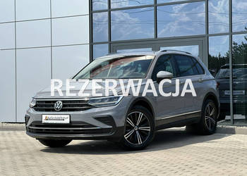 Volkswagen Tiguan Full LED Serwis ASO Asystenci Grzane fotele 3xClimatroni…