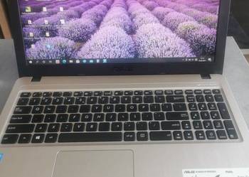 Laptop Asus F540l 15,6 " Intel Core i3 4 GB / 256 GB