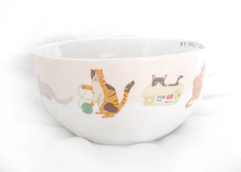 pastelowa miseczka z kotami, ceramiczna miseczka w kotki, koty salaterka