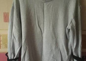 STRADIVARIUS nowa bluza. Z wiskozy. Szersze rękawy z kokardami. Xs S M
