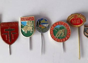 Kolekcja przypinek/pinów turystycznych (8 sztuk)
