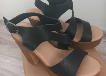 Sandaly na koturnie nowe roz 36