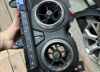 Panel środkowy nawiewów + sterowanie klimatyzacją Chevrolet Camaro 2016–20
