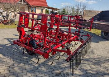 Agregat uprawowy kultywator szerokość 4.5 metra Grabki z tyłu