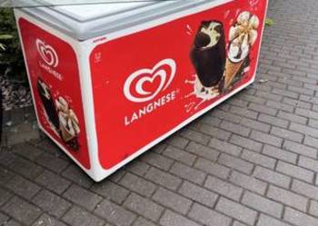 Zamrażarką  150x90x60.  Zapewniam transport