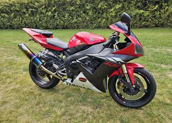 Yamaha R1 2004