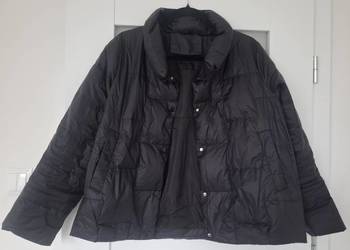 Ciepła, krótka kurtka puchowa kolor ciemny granat/czerń, rozm. L, stan bdb