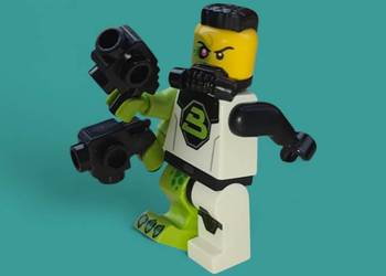 Lego Blacktron Mutant COL448