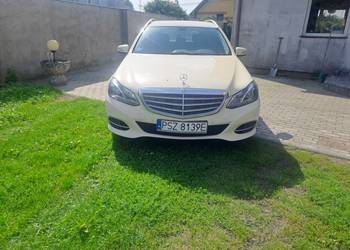 Mercedes E220 Bluetec T Model 9G-tronic